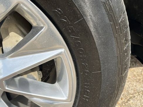 Used 2020 Chevrolet Silverado 1500 LT w/ Texas Edition image 11