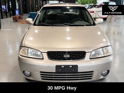 Used 2000 Nissan Sentra SE FWD image 5
