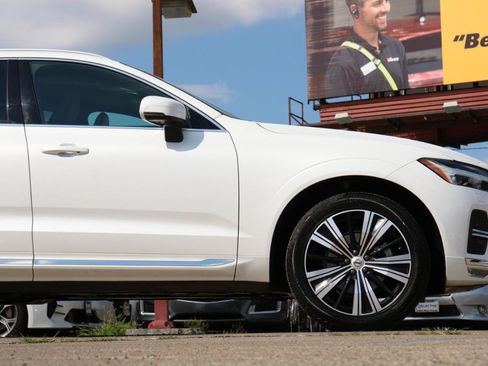 Used 2022 Volvo XC60 B5 Inscription w/ Climate Package AWD/4WD image 7