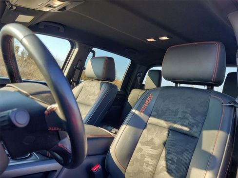 Used 2021 Nissan Titan PRO-4X w/ Pro-4x Utility Package image 15