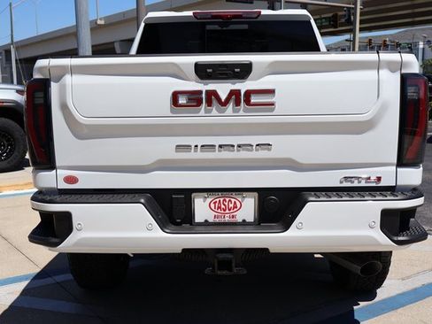 New 2026 GMC Sierra 2500 AT4 w/ AT4 Premium Plus Package image 5