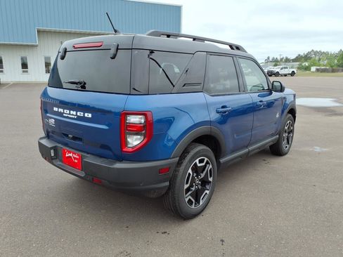 Used 2024 Ford Bronco Sport Outer Banks w/ Tech Package image 6