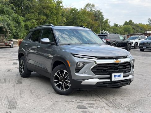 New 2026 Chevrolet TrailBlazer LT w/ LT Cold Weather Package FWD image 1