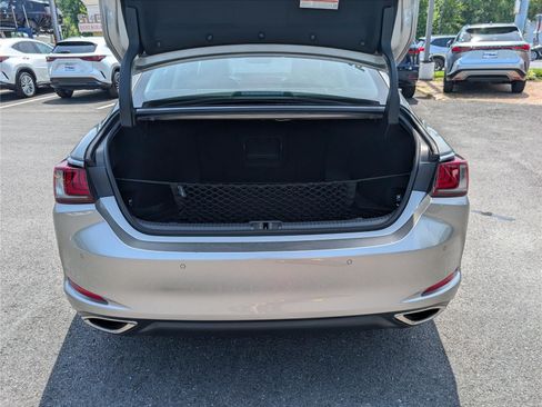 Used 2019 Lexus ES 350 w/ Accessory Package FWD image 13