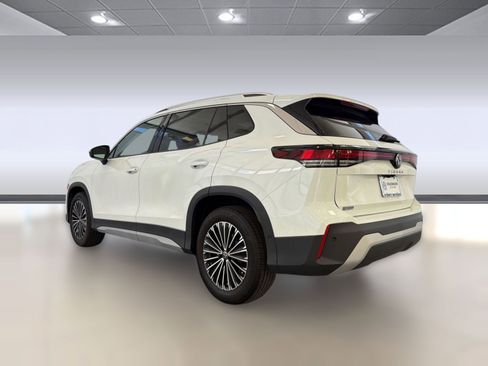 New 2026 Volkswagen Tiguan S FWD image 3