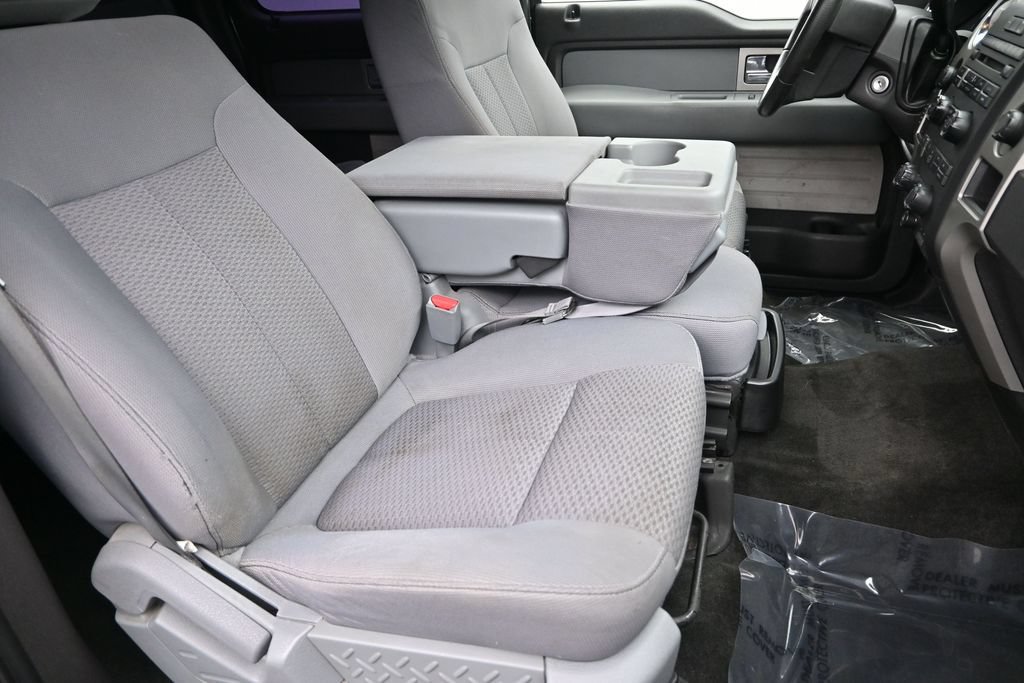 Used 2011 Ford F150 XLT w/ XLT Chrome Pkg AWD/4WD image 32
