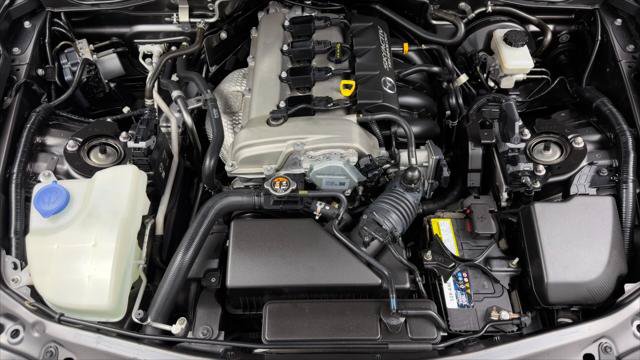 Used 2016 MAZDA MX-5 Miata Grand Touring RWD image 24