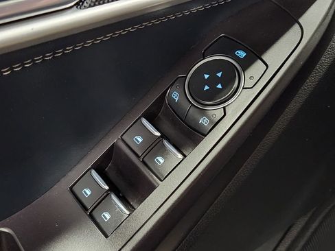 Used 2020 Ford Explorer XLT w/ Equipment Group 202A image 43