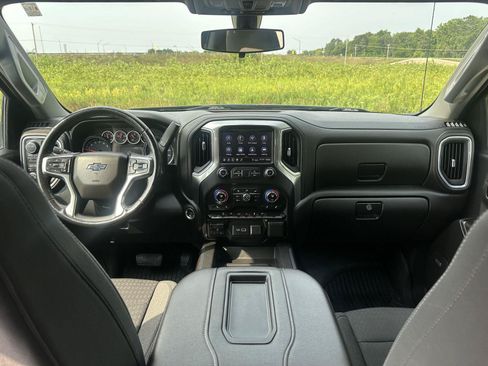 Used 2020 Chevrolet Silverado 1500 RST AWD/4WD image 23