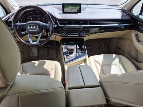 Used 2018 Audi Q7 3.0T Premium Plus AWD/4WD image 31