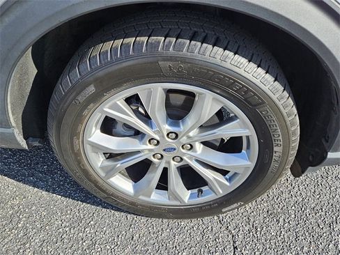 Used 2021 Ford Explorer Limited w/ Equipment Group 301A image 15