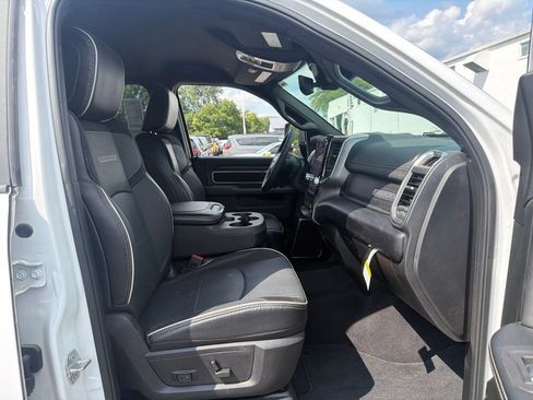 Used 2026 RAM 2500 Laramie AWD/4WD image 22