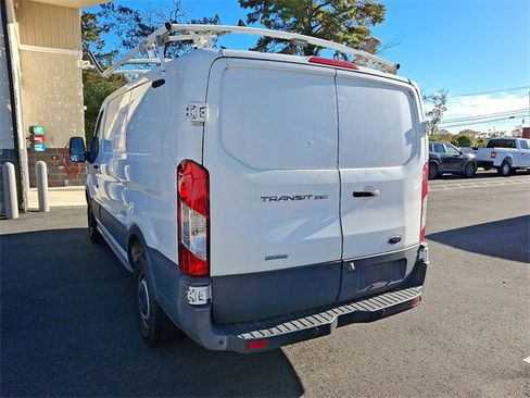 Used 2017 Ford Transit 250 130 Low Roof image 10