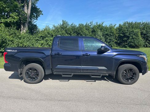 Used 2025 Toyota Tundra Platinum w/ TRD Off-Road Package AWD/4WD image 8
