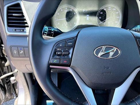Used 2016 Hyundai Tucson Limited FWD image 9