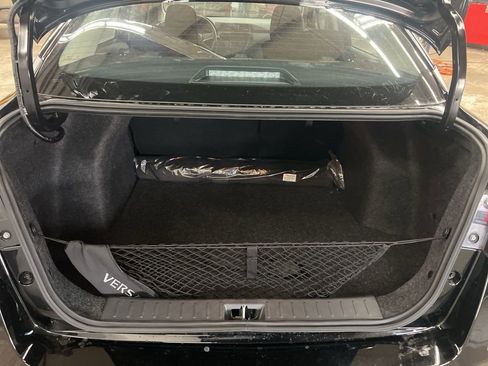 New 2025 Nissan Versa SR image 31