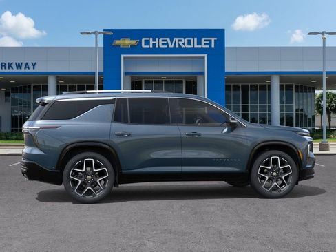 New 2026 Chevrolet Traverse High Country FWD image 5