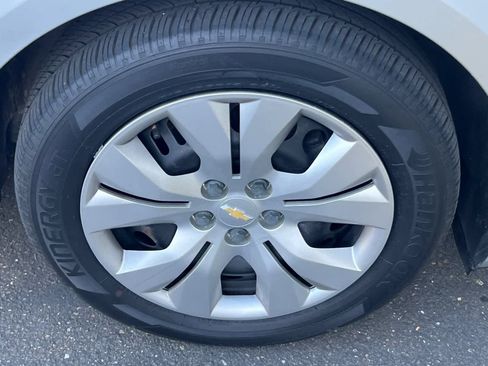 Used 2016 Chevrolet Cruze LS image 12
