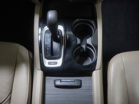 Used 2019 Honda Ridgeline RTL-E image 36