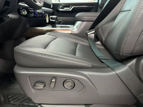 New 2026 Chevrolet Silverado 1500 LT Trail Boss w/ LT Trail Boss Premium Package AWD/4WD image 13