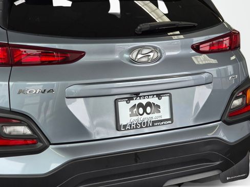 Used 2021 Hyundai Kona SEL Plus w/ Cargo Package AWD/4WD image 13