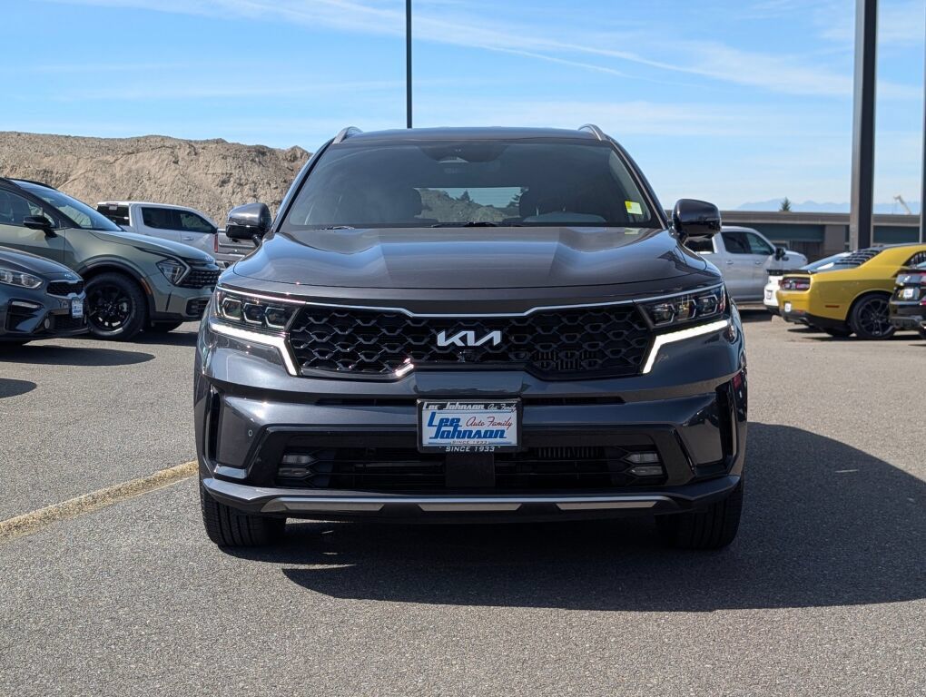Used 2023 Kia Sorento SX Prestige AWD/4WD image 2