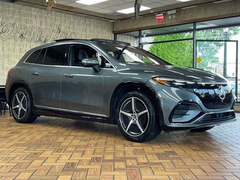 Used 2023 Mercedes-Benz EQS 580 4MATIC SUV image 8