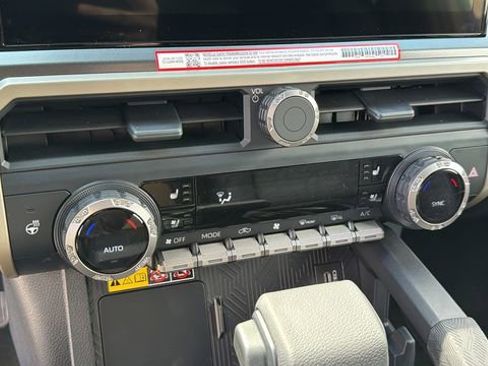 New 2026 Toyota Tacoma TRD Off-Road AWD/4WD image 17