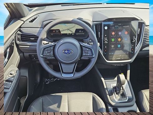 Used 2025 Subaru Forester Limited w/ Popular Package AWD/4WD image 7