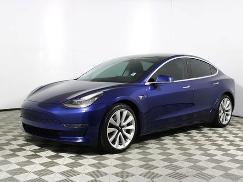 Used 2020 Tesla Model 3 Long Range image 3