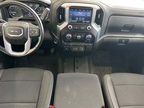 Used 2022 GMC Sierra 2500 SLE w/ SLE Value Package; AWD/4WD image 15