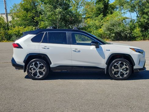Used 2024 Toyota RAV4 XSE w/ Weather Package AWD/4WD image 4