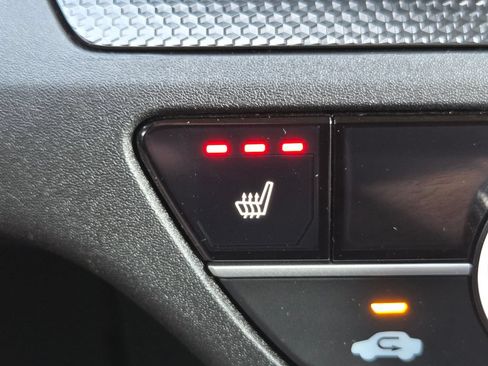 Certified 2024 Honda CR-V EX image 6