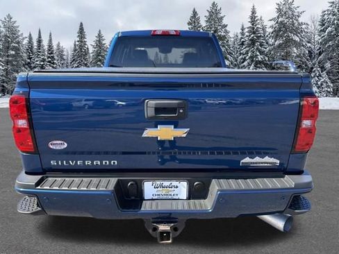Used 2016 Chevrolet Silverado 2500 High Country w/ Duramax Plus Package image 4
