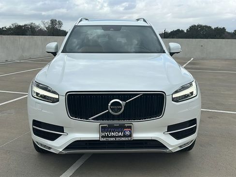Used 2018 Volvo XC90 T6 Momentum w/ Convenience Package image 8