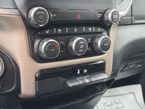 Used 2020 RAM 1500 Laramie w/ Off Road Group image 27