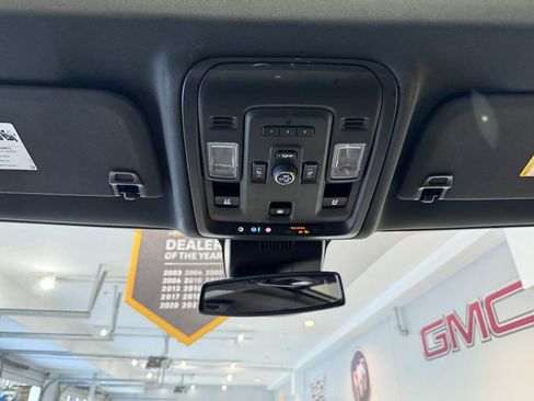 Certified 2023 GMC Yukon XL SLT w/ SLT Premium Package image 31