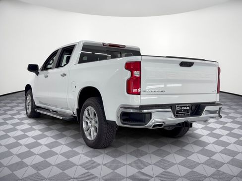 Used 2025 Chevrolet Silverado 1500 LTZ AWD/4WD image 3