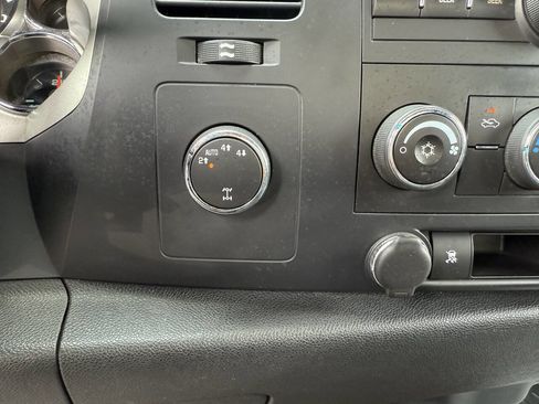 Used 2009 Chevrolet Silverado 1500 LT image 10