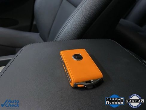 Used 2025 Volvo XC60 B5 Plus image 99