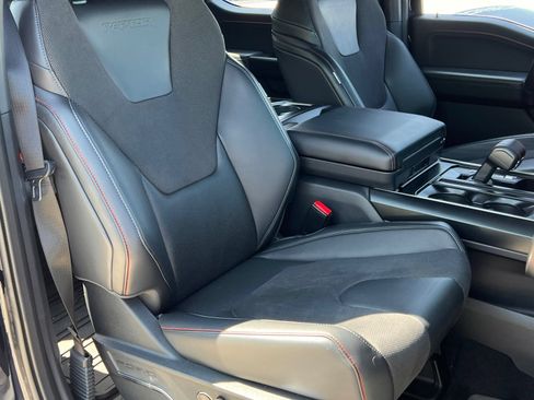 Used 2025 Ford F150 Raptor AWD/4WD image 20