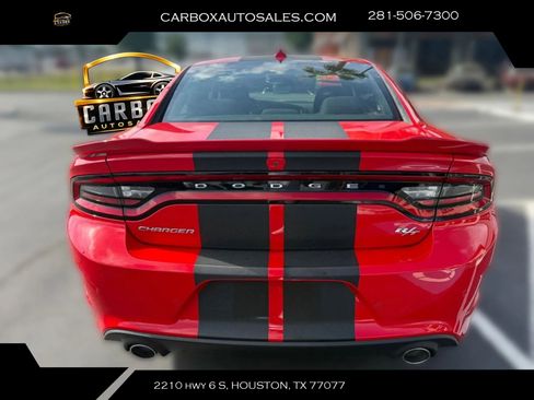 Used 2022 Dodge Charger R/T RWD image 4