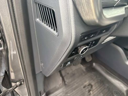 Used 2023 Ford F150 Lariat w/ Equipment Group 502A High AWD/4WD image 28