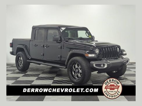 Used 2022 Jeep Gladiator Sport AWD/4WD image 1