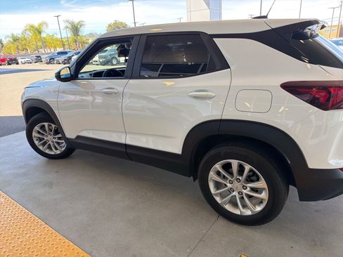 Used 2024 Chevrolet TrailBlazer LS w/ LS Confidence Package image 8