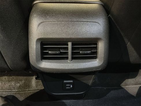 Used 2020 Chevrolet Equinox LS w/ LS Convenience Package image 20