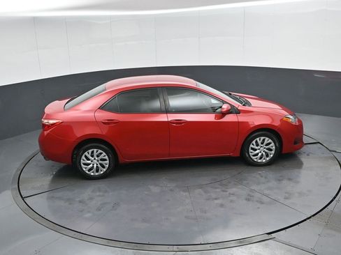 Used 2017 Toyota Corolla LE image 40