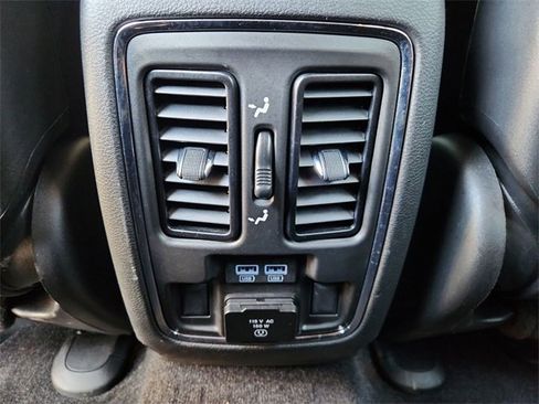 Used 2021 Jeep Grand Cherokee Limited image 22