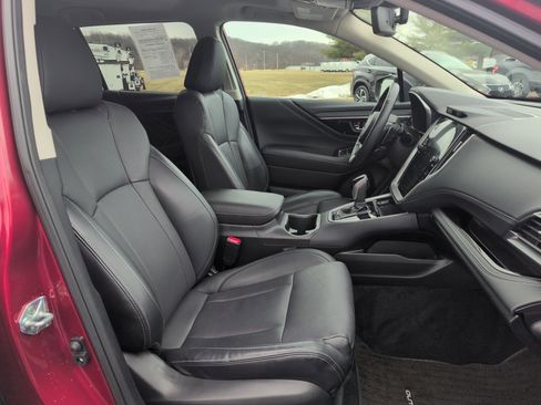 Used 2025 Subaru Outback Limited image 15