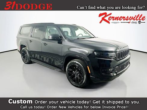 New 2025 Jeep Wagoneer L Series II w/ Premium Group I image 1